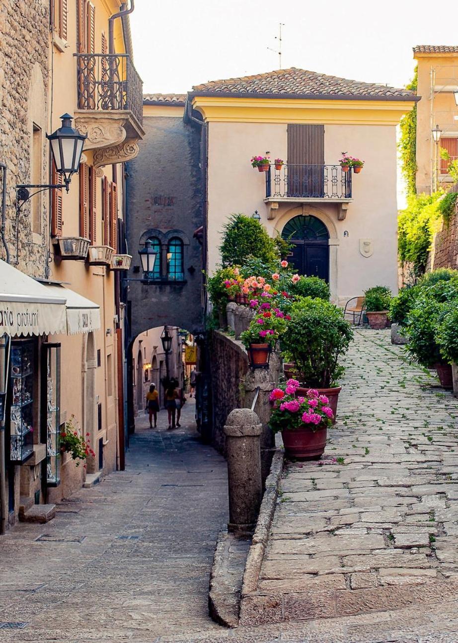 Antica Bifora Rsm Bed & Breakfast San Marino Luaran gambar